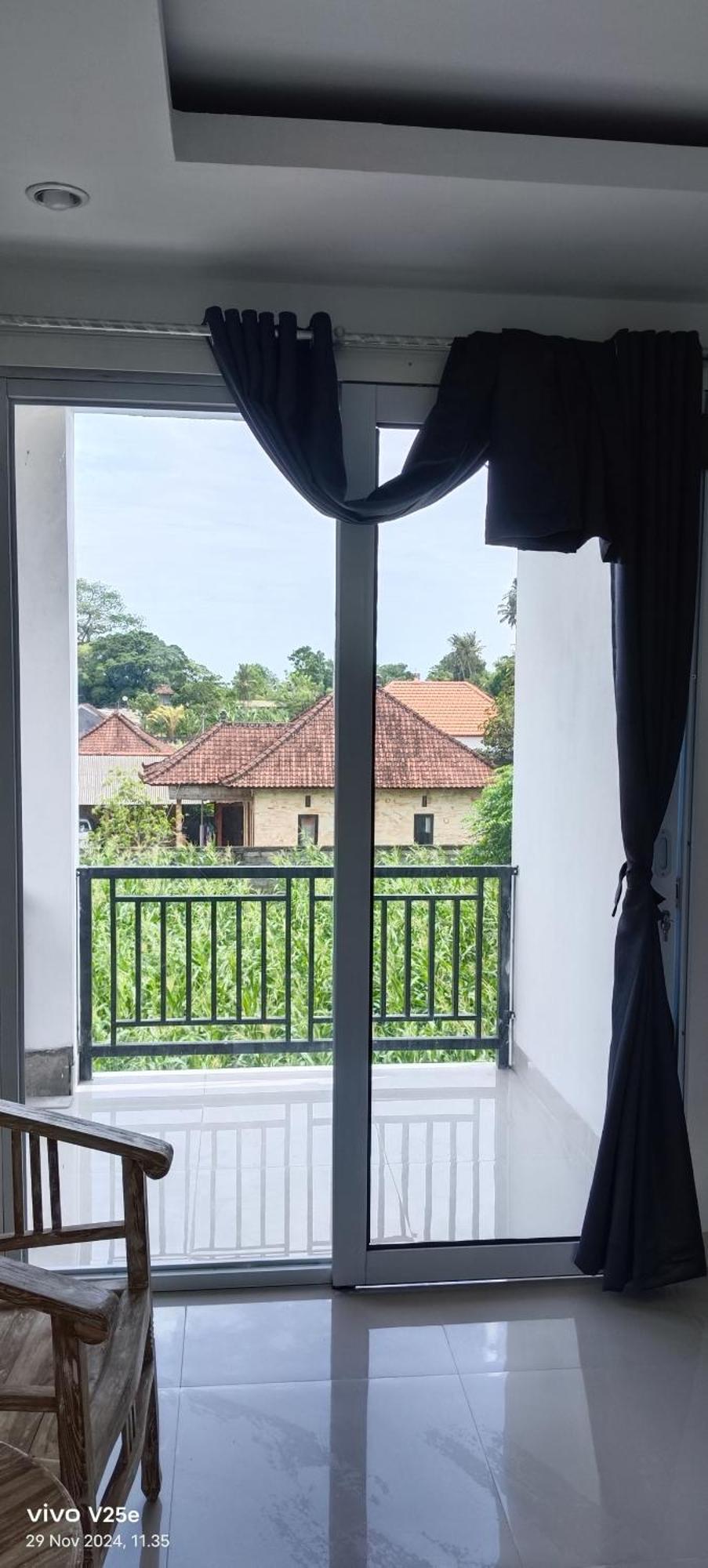 Lumbung Sari Home Stay Amed  Exterior photo